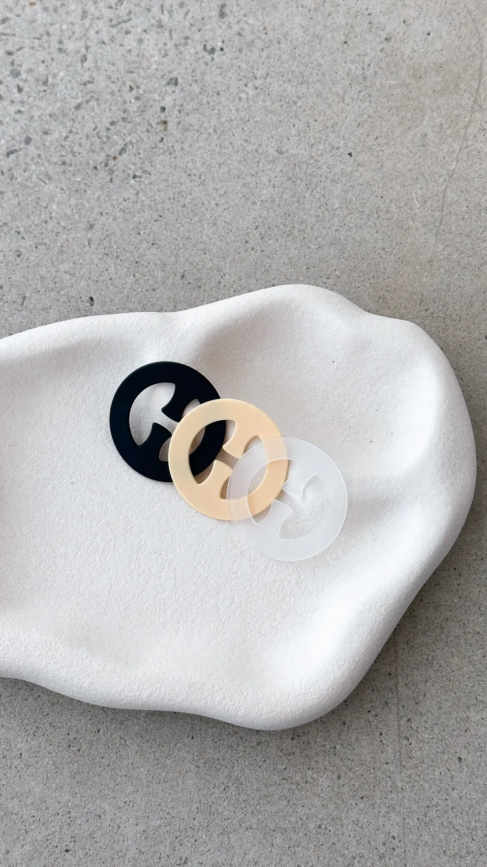 Bra Clips 3 Pack - Clear/Nude/Black