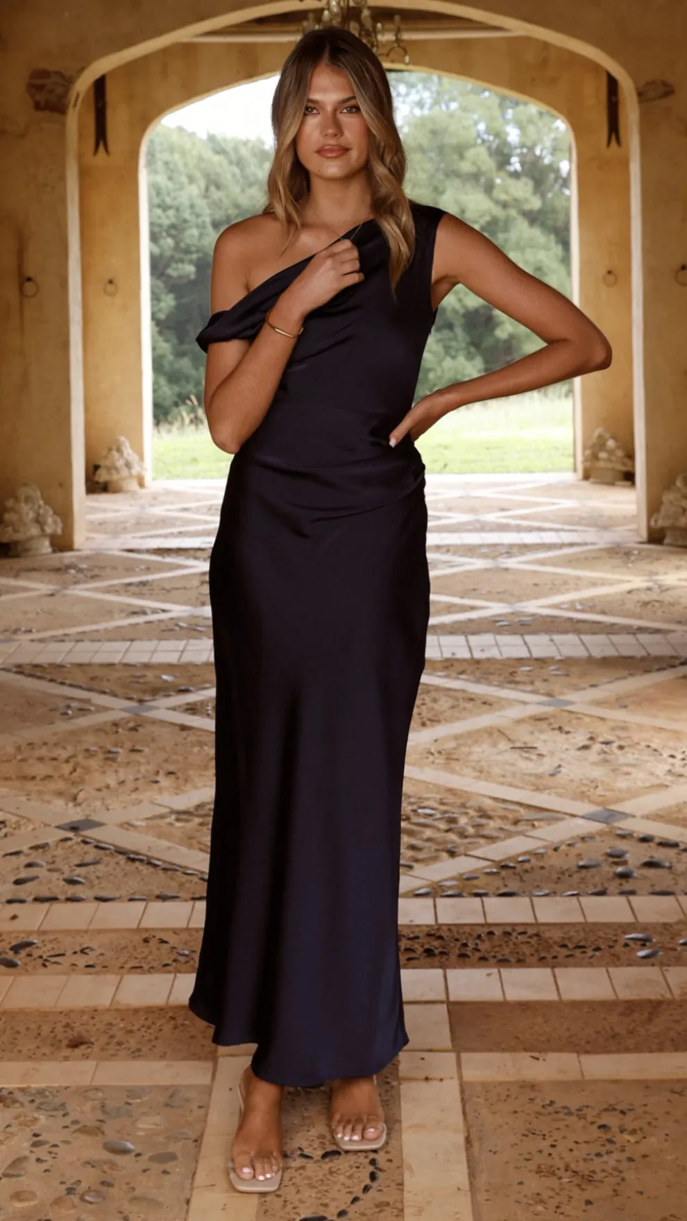 Gigi Maxi Dress - Navy