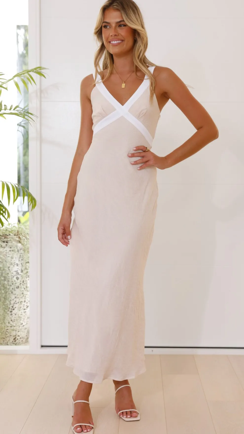 Iylah Midi Dress - Beige / White