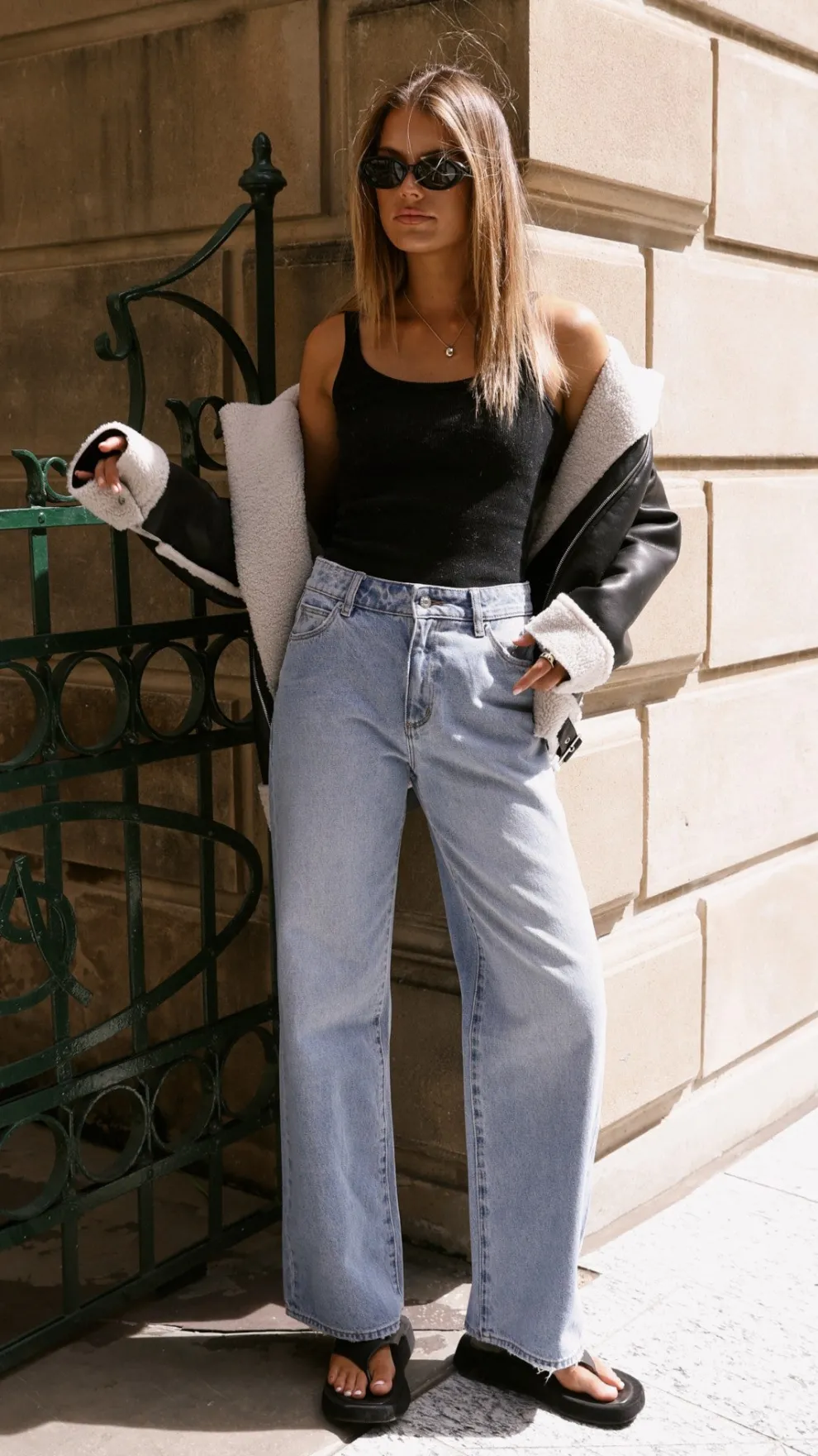 London Oversized Biker - Black