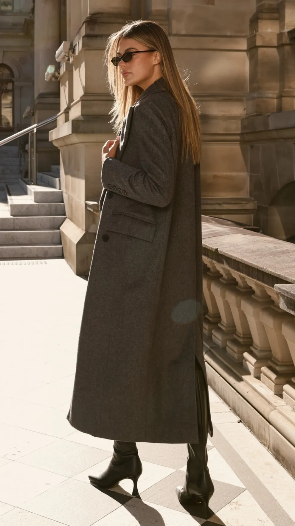 MVN - Lost In New York Coat - Charcoal