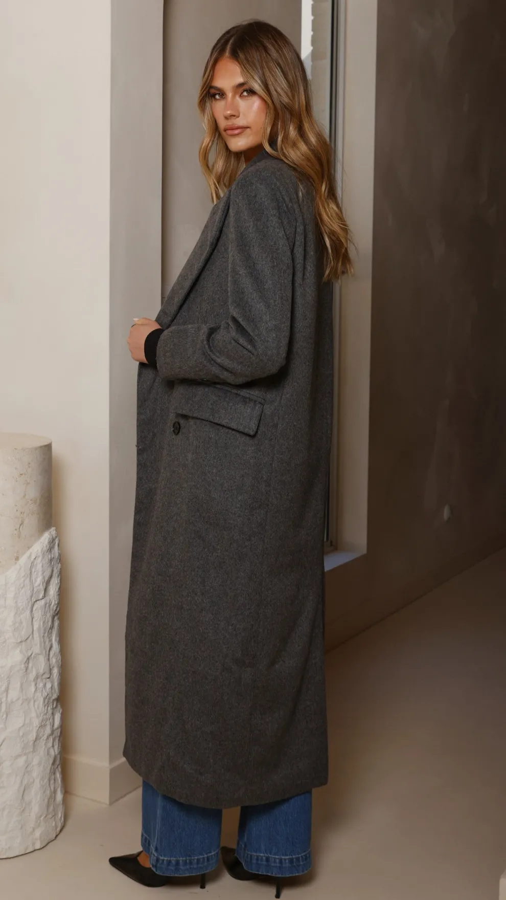 MVN - Lost In New York Coat - Charcoal