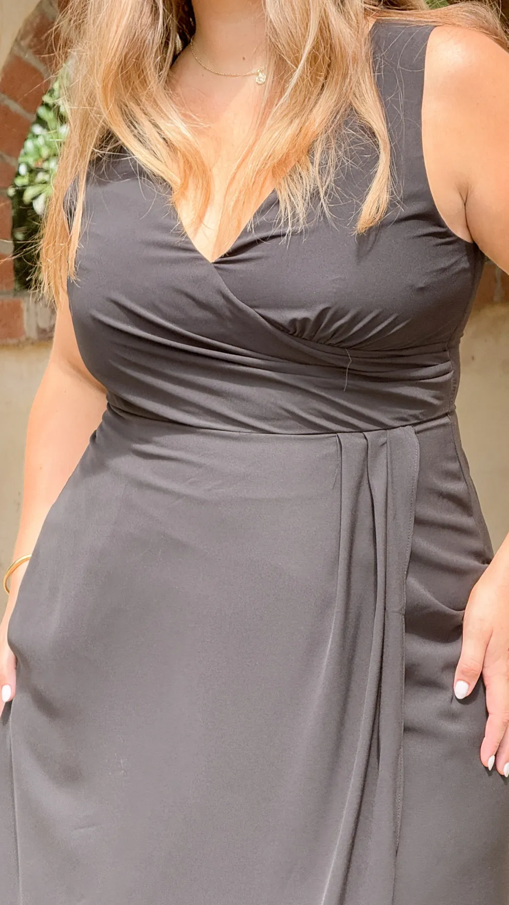 Pamela V Neck Maxi Dress - Black