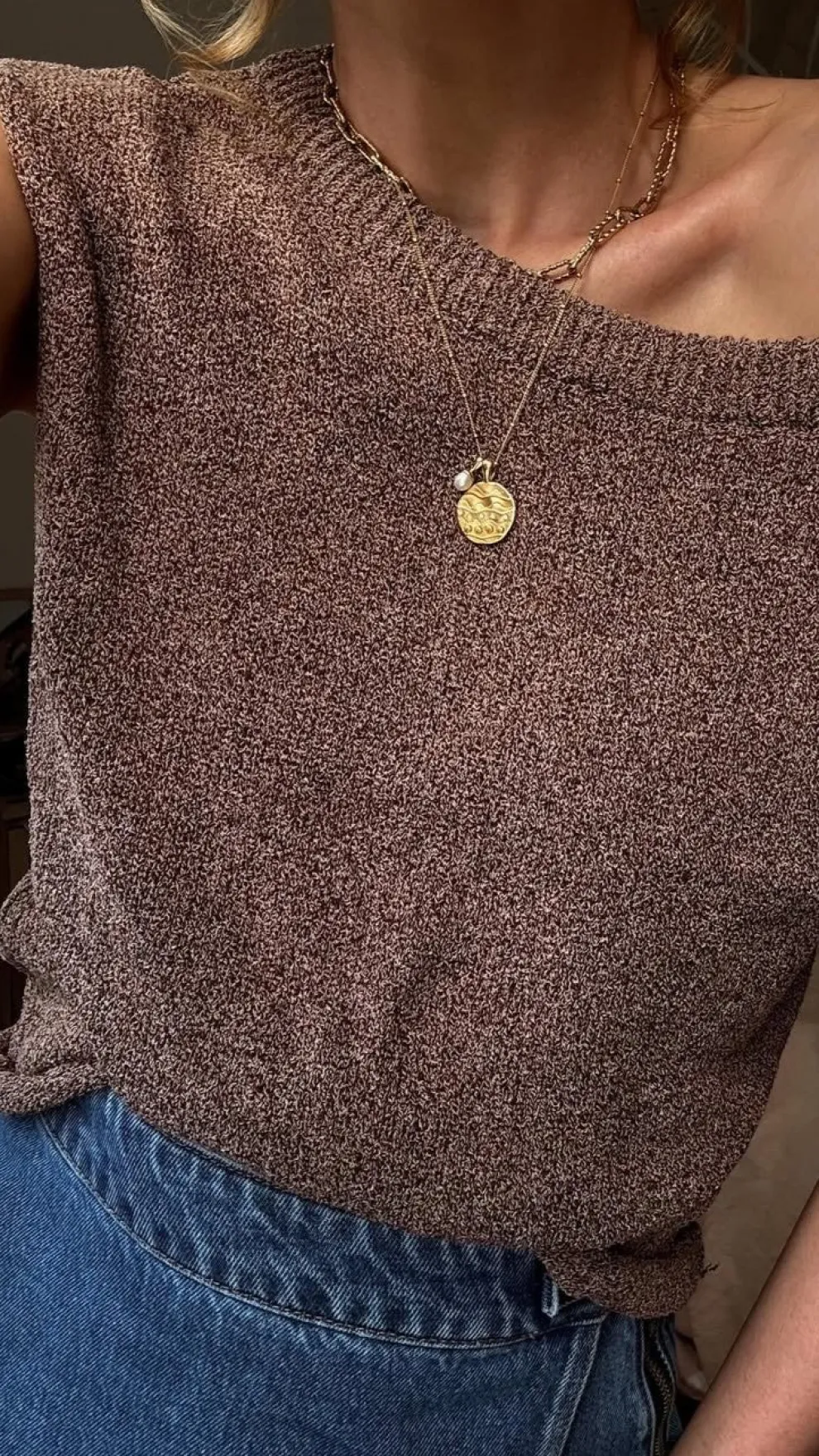 Robin Off Shoulder Top - Chocolate