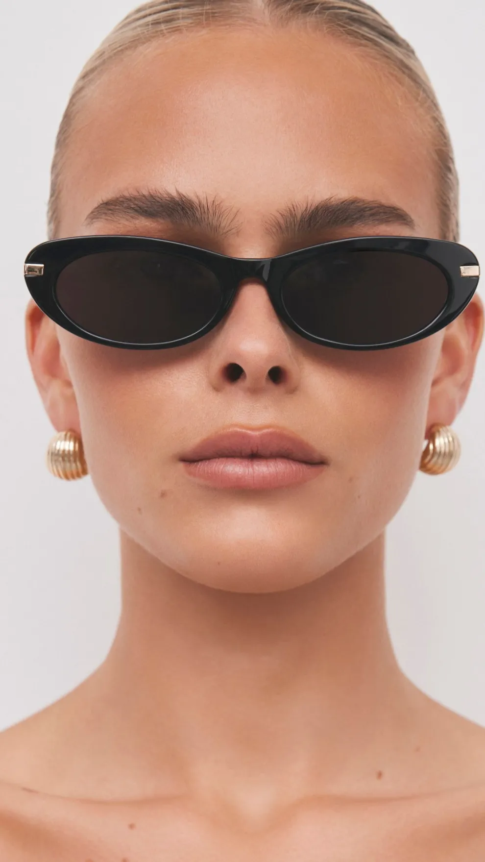 The Rae Sunglasses - Black / Black