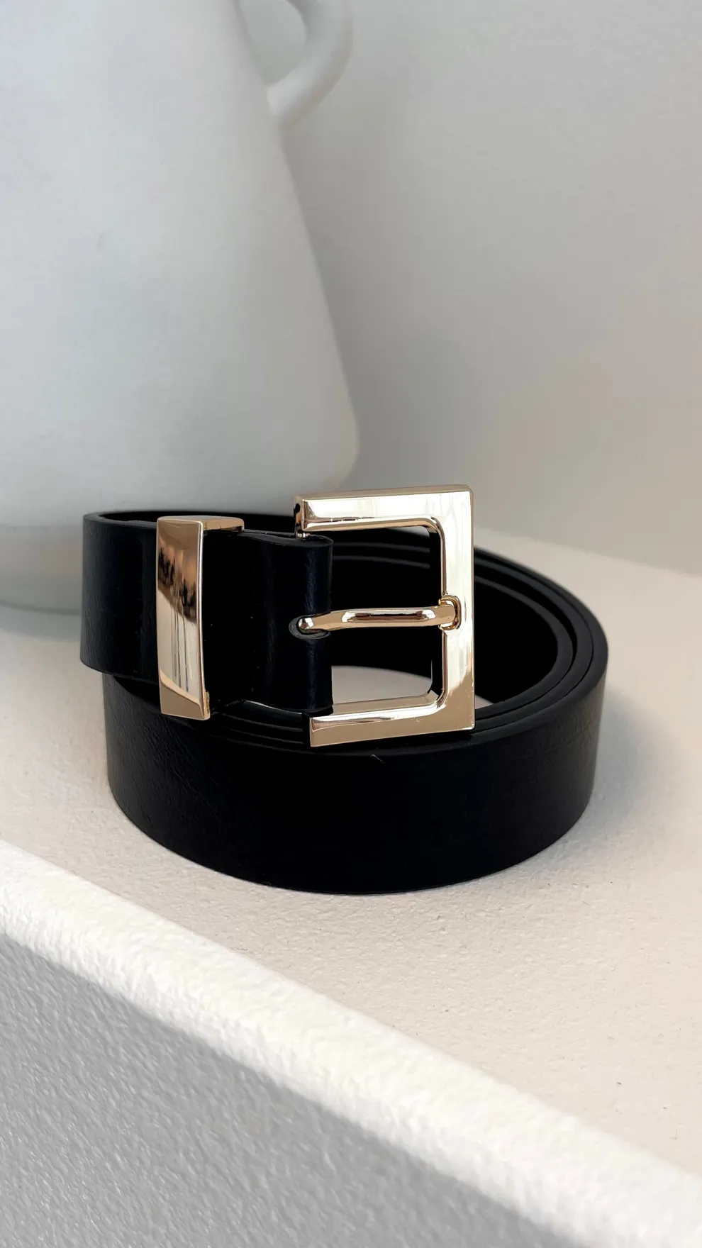 Valarae Belt - Black / Gold