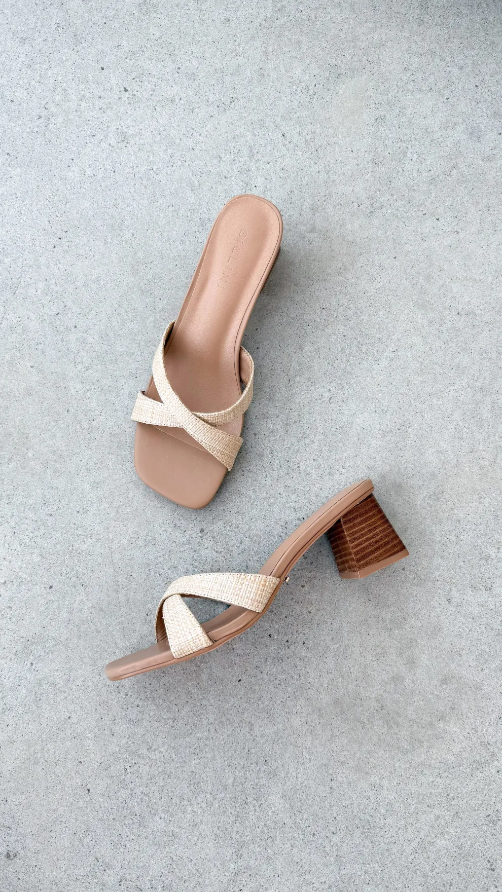 Wila Heel - Natural Raffia