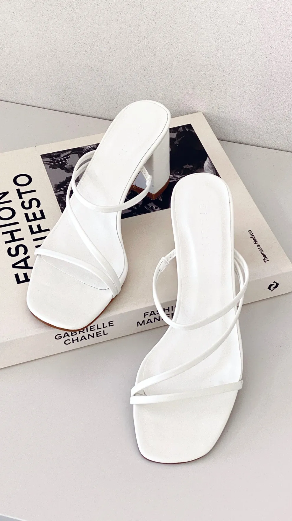 Yazmin Heel - White