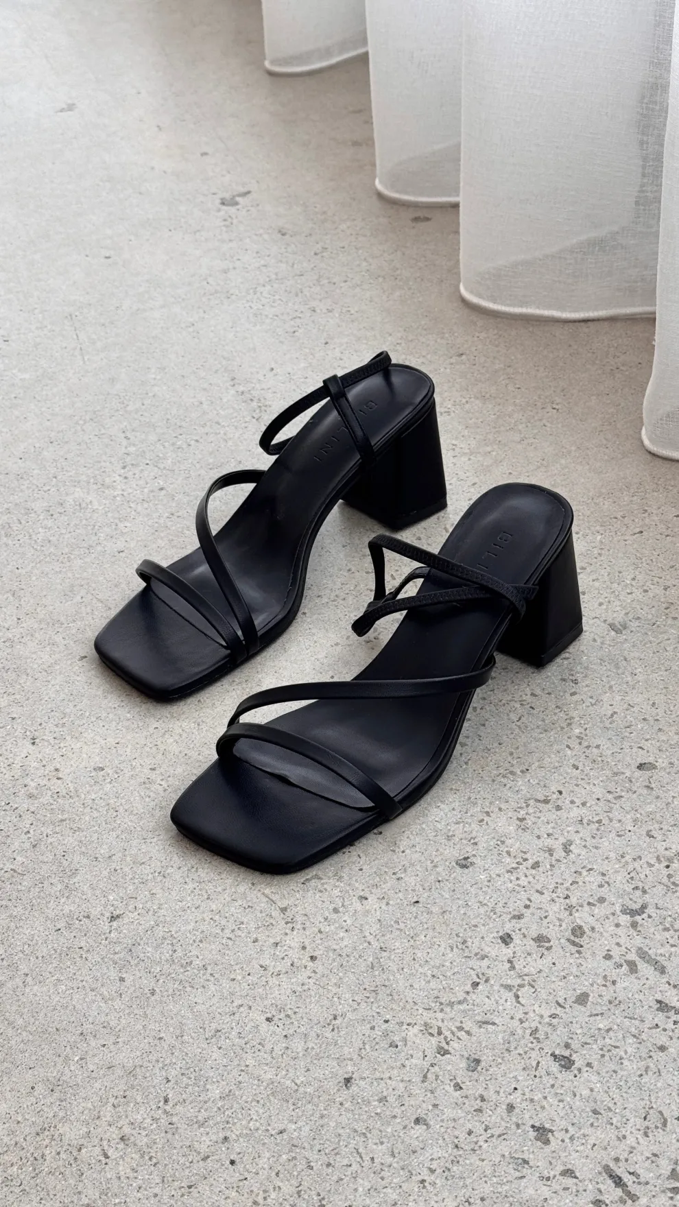 Yulia Heel - Black